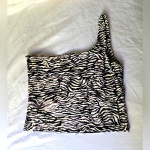Off shoulder top zebra print
